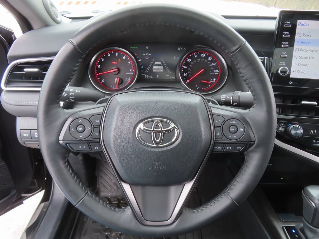 Used 2023 Toyota Camry XSE image 22