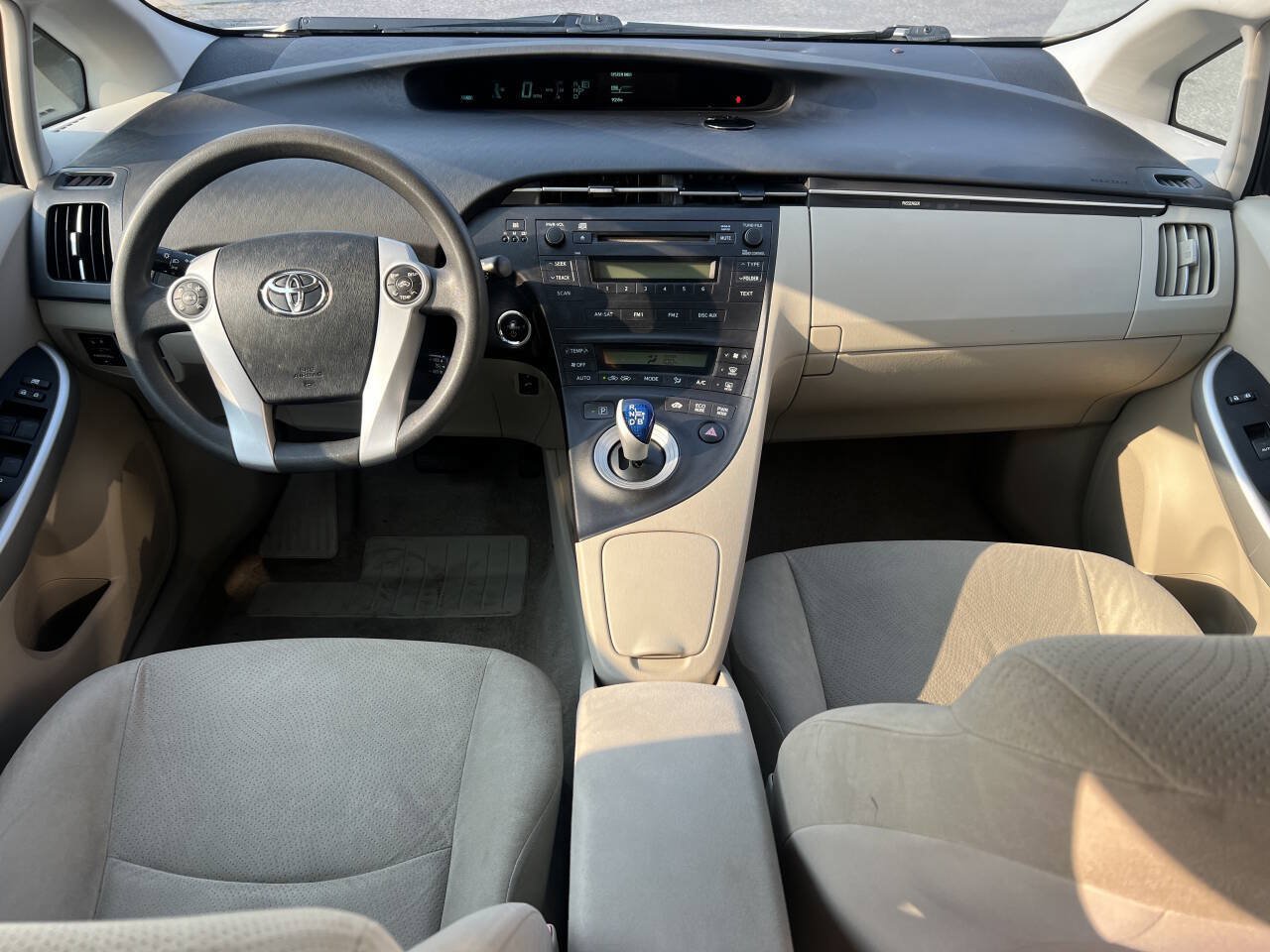 Used 2010 Toyota Prius Two FWD image 9