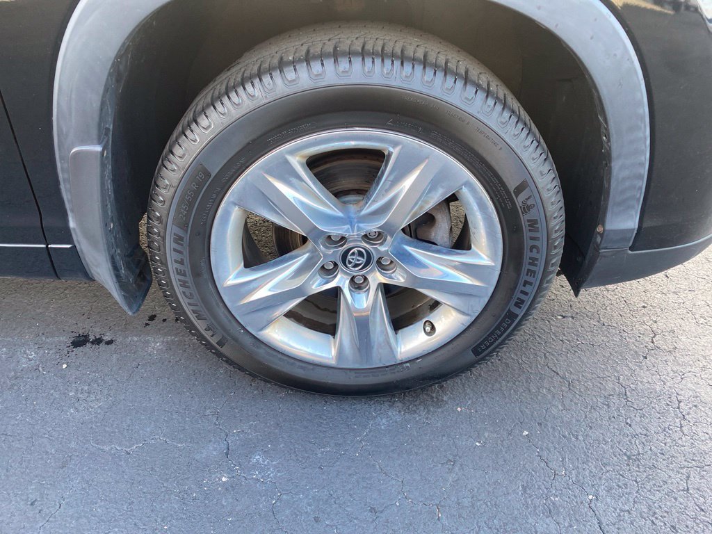 Used 2018 Toyota Highlander Limited w/ Protection Package #3 AWD/4WD image 13