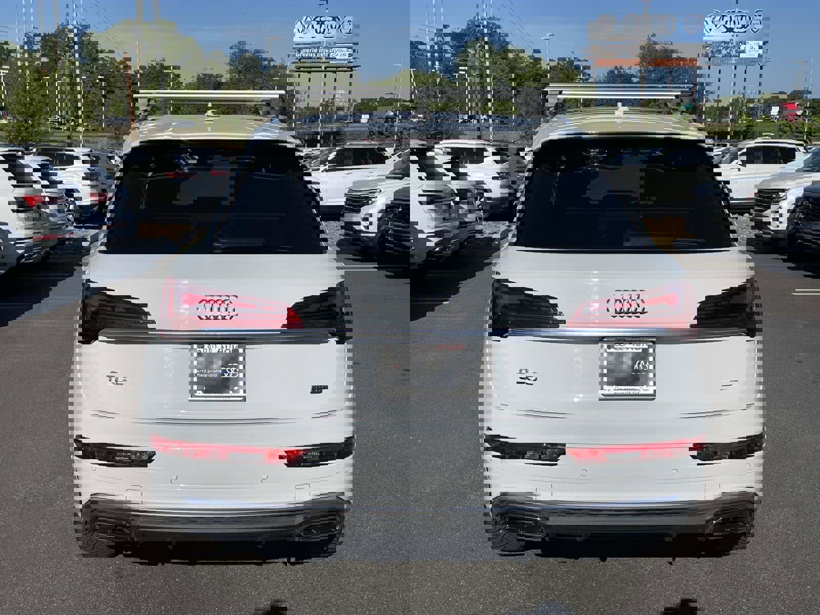 Certified 2023 Audi Q5 2.0T Prestige w/ Prestige Package image 6