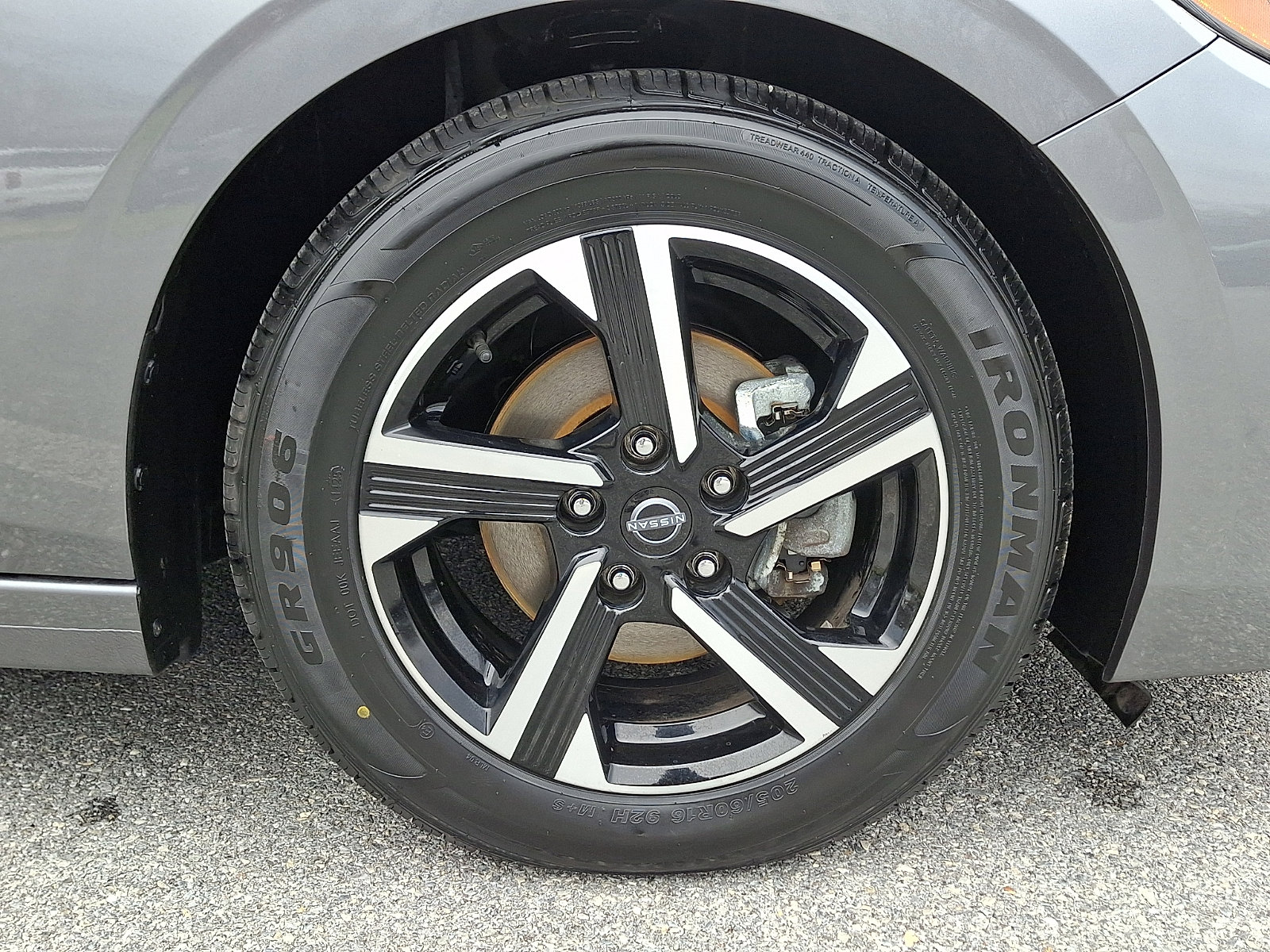 Used 2024 Nissan Sentra SV image 8