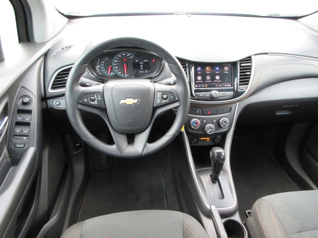 Certified 2021 Chevrolet Trax LS w/ Tint and Cruise Package image 14