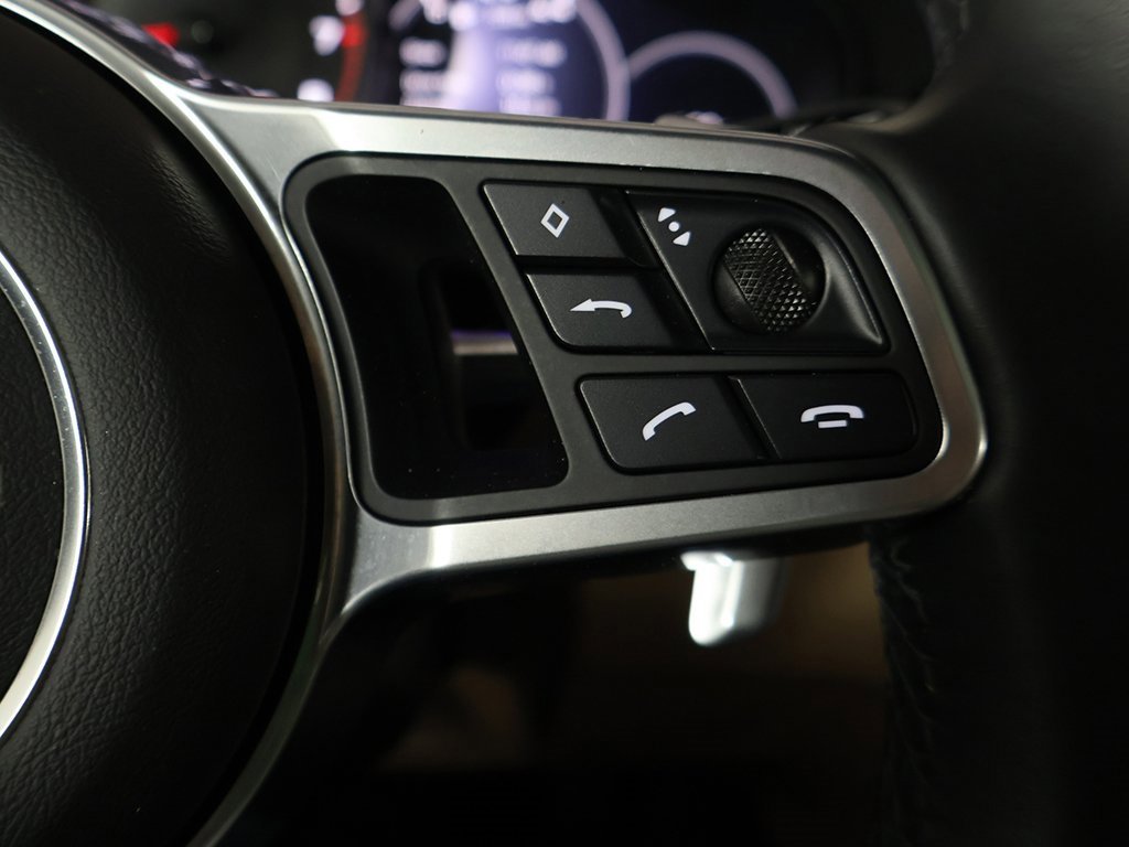 Used 2022 Porsche Cayenne image 49