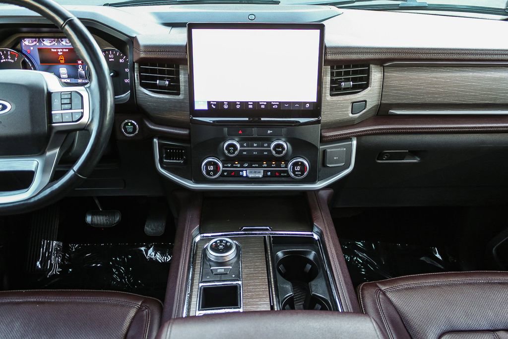 Used 2023 Ford Expedition Limited RWD image 17