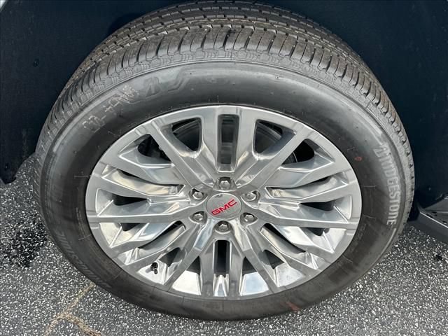 New 2026 GMC Yukon Denali w/ Advanced Technology Package AWD/4WD image 16