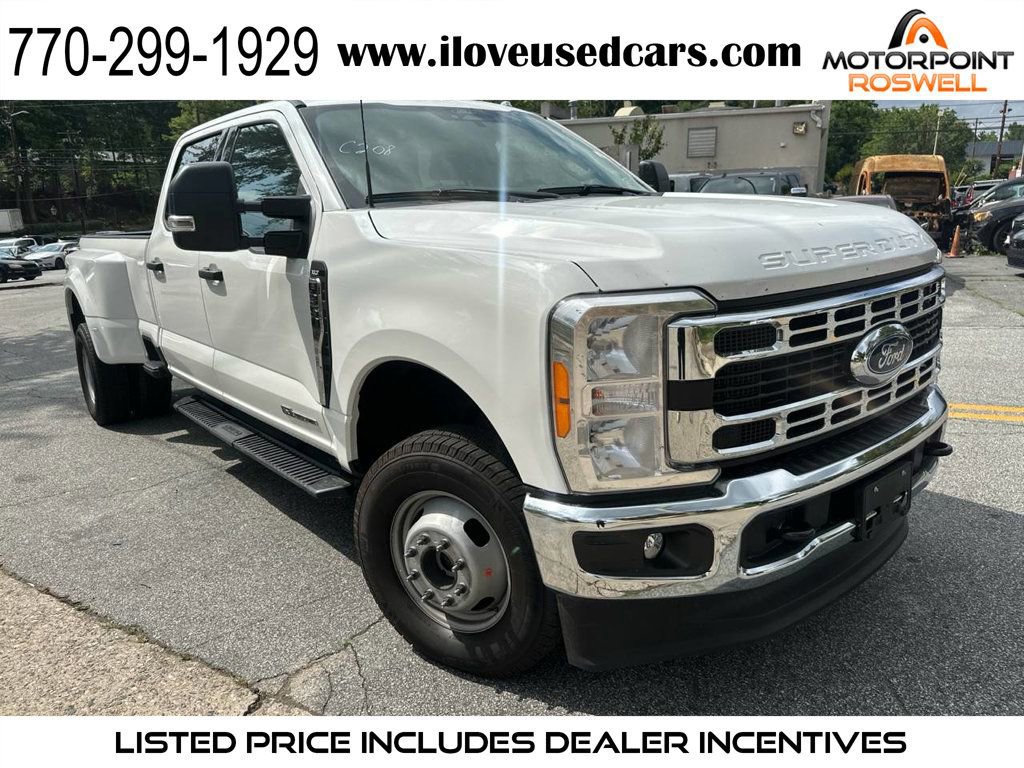 Used 2024 Ford F350 XLT image 1