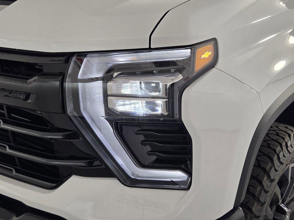 New 2026 Chevrolet Silverado 2500 LT w/ Trail Boss Package image 9
