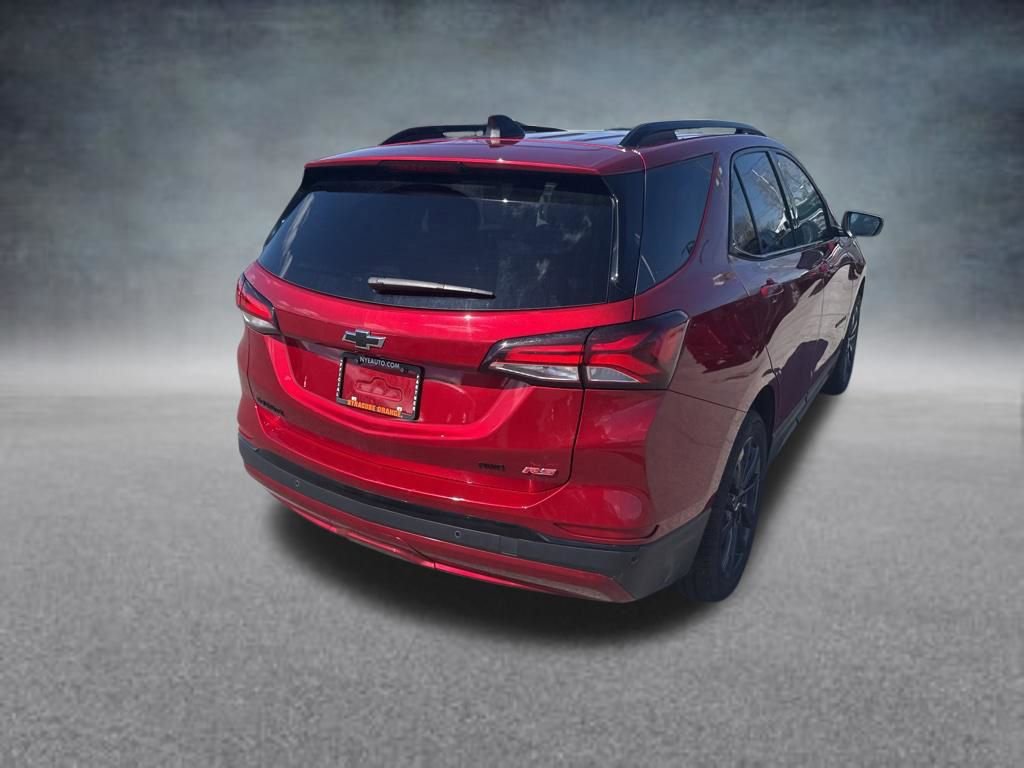 Used 2024 Chevrolet Equinox RS AWD/4WD image 5