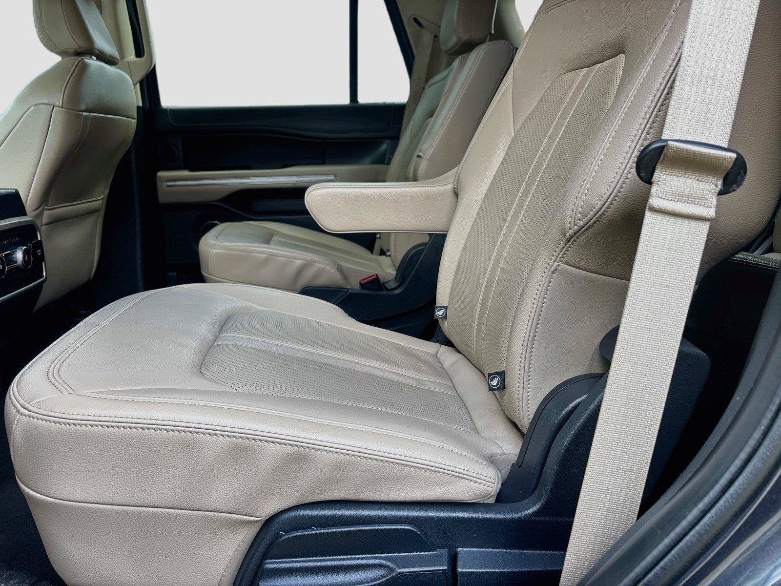 Used 2023 Ford Expedition Limited RWD image 14