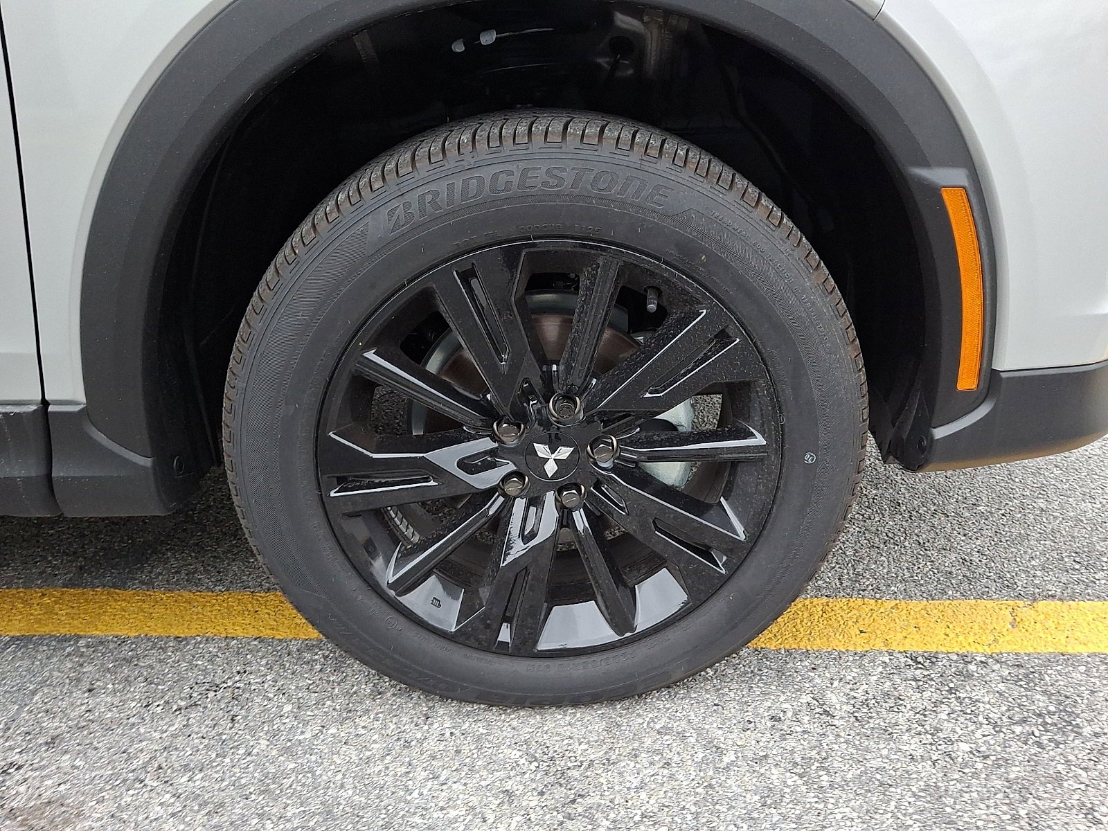 New 2025 Mitsubishi Eclipse Cross Black Edition image 10