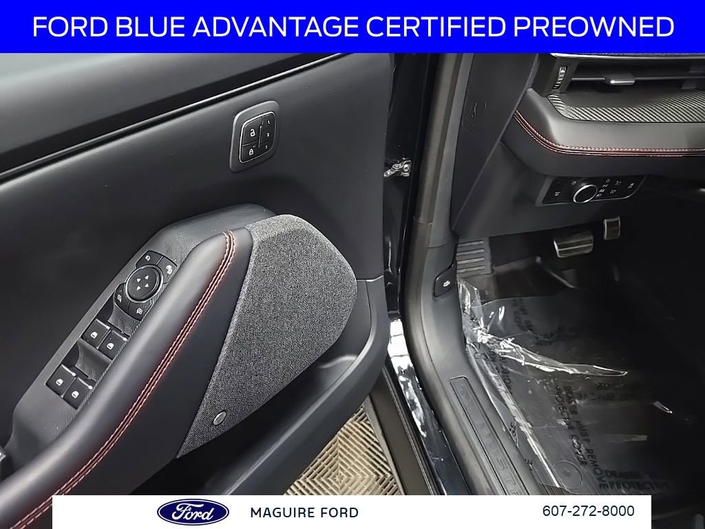 Used 2025 Ford Mustang Mach-E Premium w/ Sport Appearance Package AWD/4WD image 33