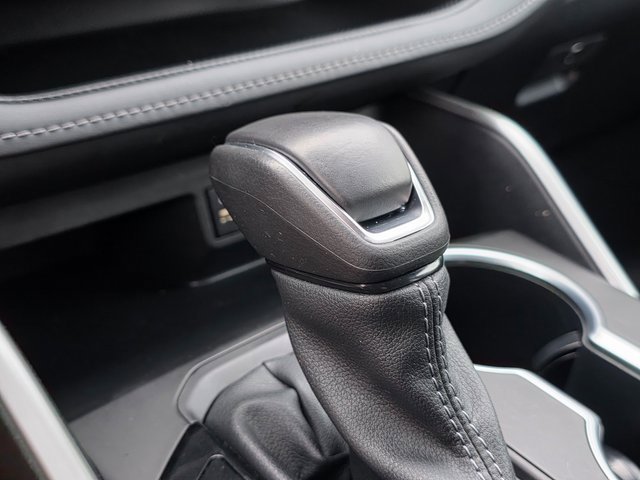 Used 2024 Toyota Highlander LE image 33