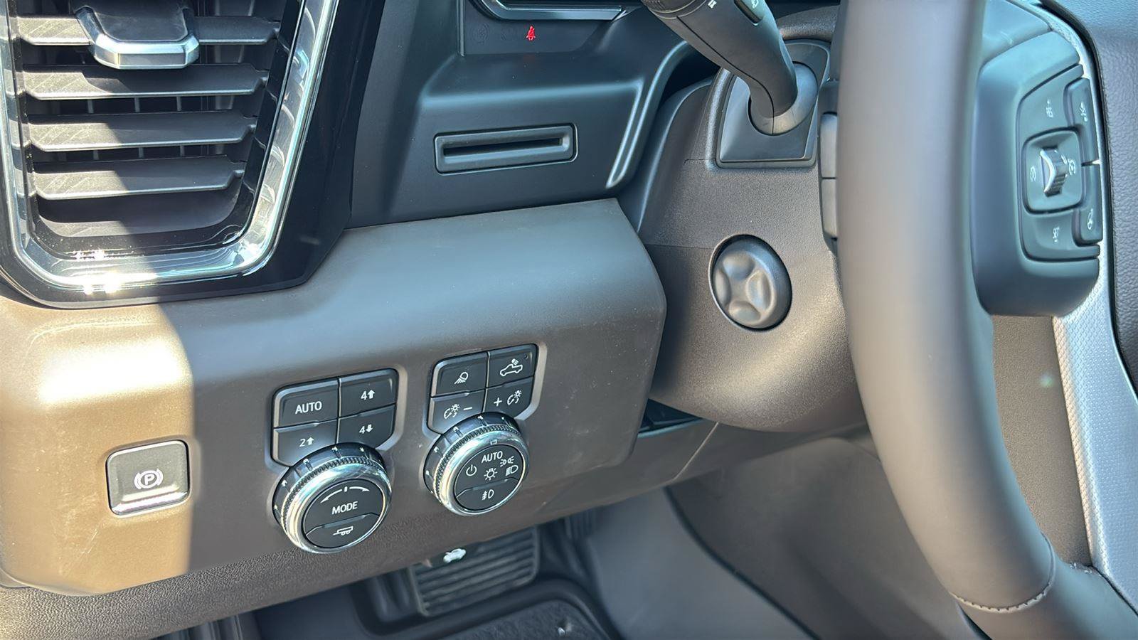 New 2026 GMC Sierra 1500 Denali AWD/4WD image 26