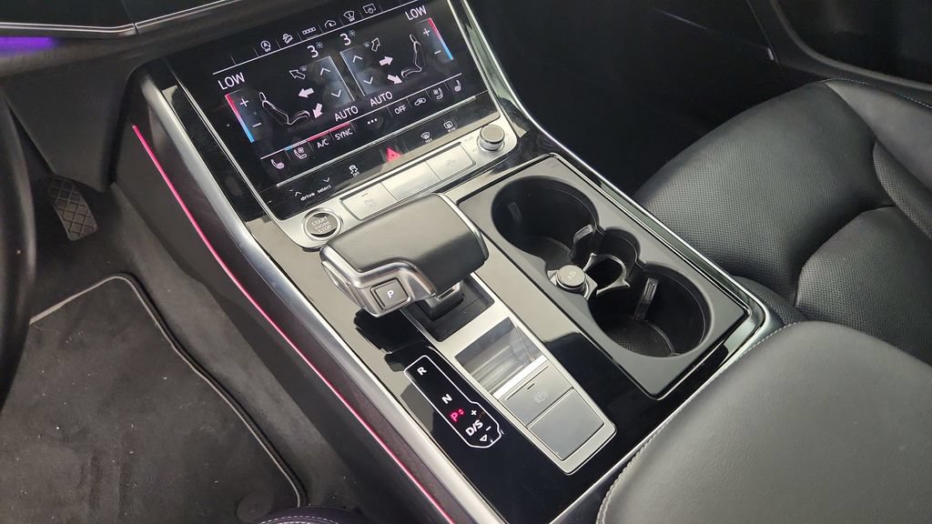 Used 2021 Audi Q8 Prestige w/ Prestige Package AWD/4WD image 35
