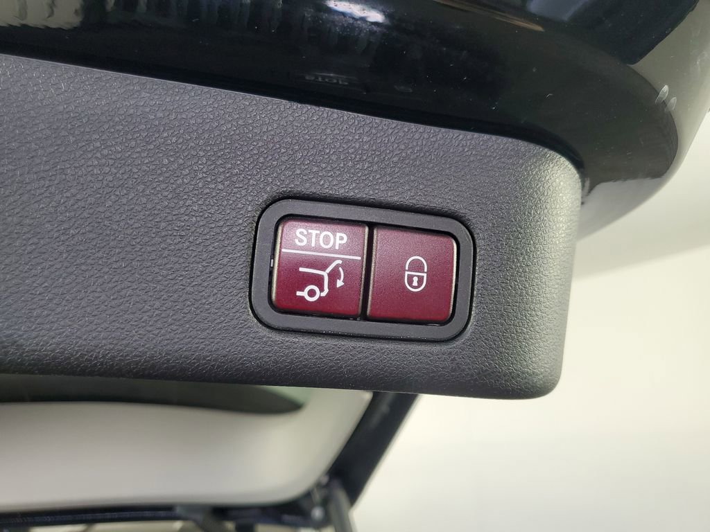 Used 2015 Mercedes-Benz ML 250 BlueTEC 4MATIC image 28