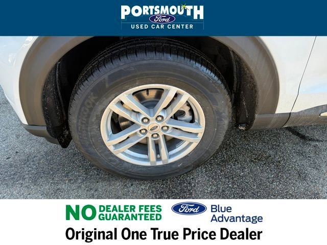 Used 2022 Ford Explorer XLT w/ Equipment Group 202A AWD/4WD image 33