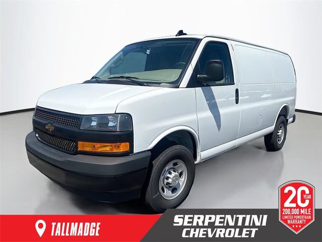 New 2025 Chevrolet Express 3500 w/ Driver Convenience Package RWD image 1