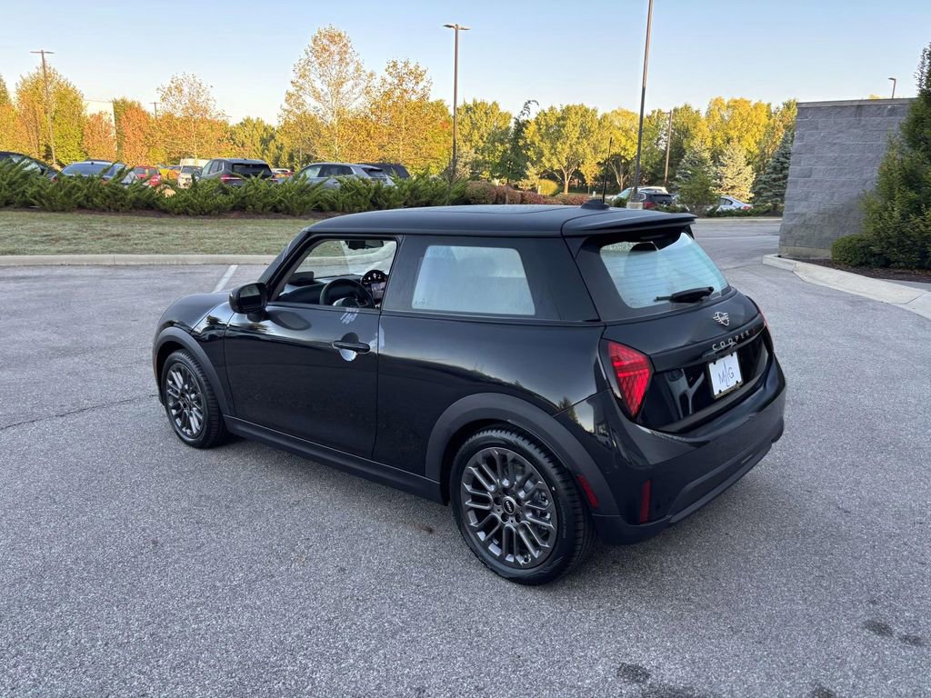 New 2026 MINI Cooper S image 5