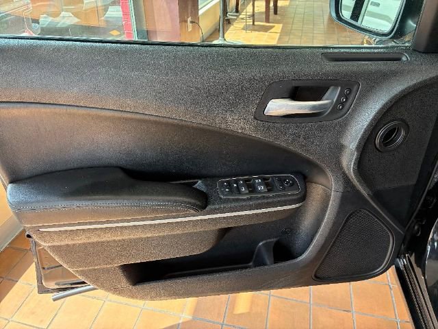 Used 2021 Dodge Charger SXT w/ Leather Interior Group image 11