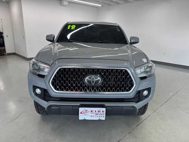 Used 2019 Toyota Tacoma TRD Off-Road w/ Technology Package AWD/4WD image 5