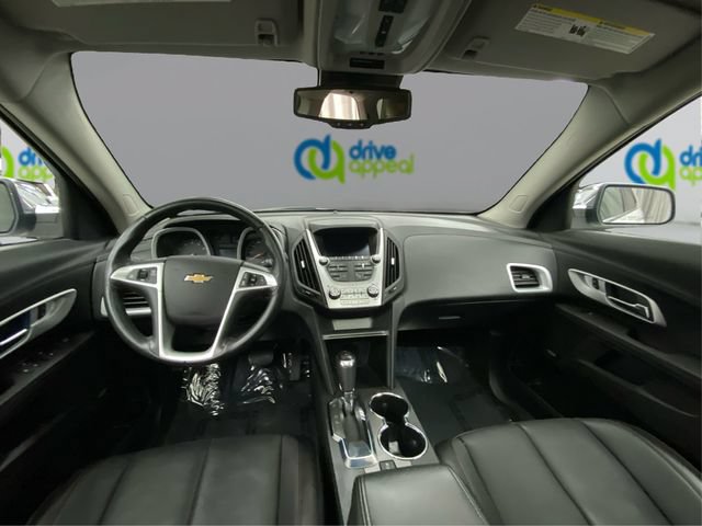 Used 2017 Chevrolet Equinox Premier w/ Enhanced Convenience Package AWD/4WD image 28