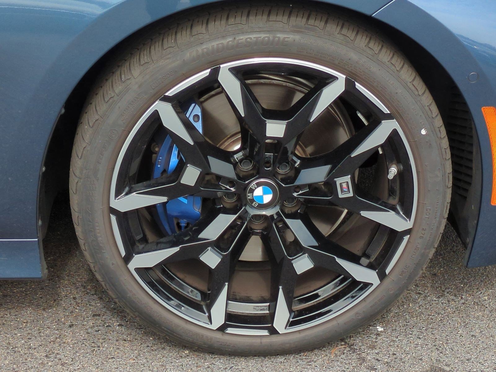Used 2025 BMW M340i RWD image 13