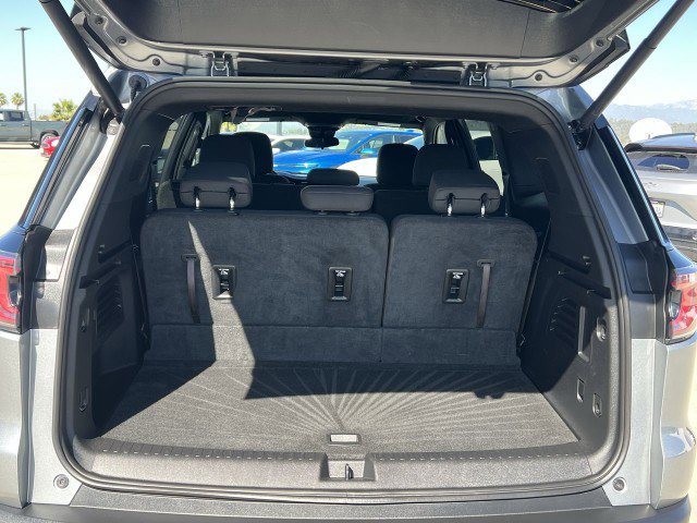 Used 2025 GMC Acadia Elevation image 26