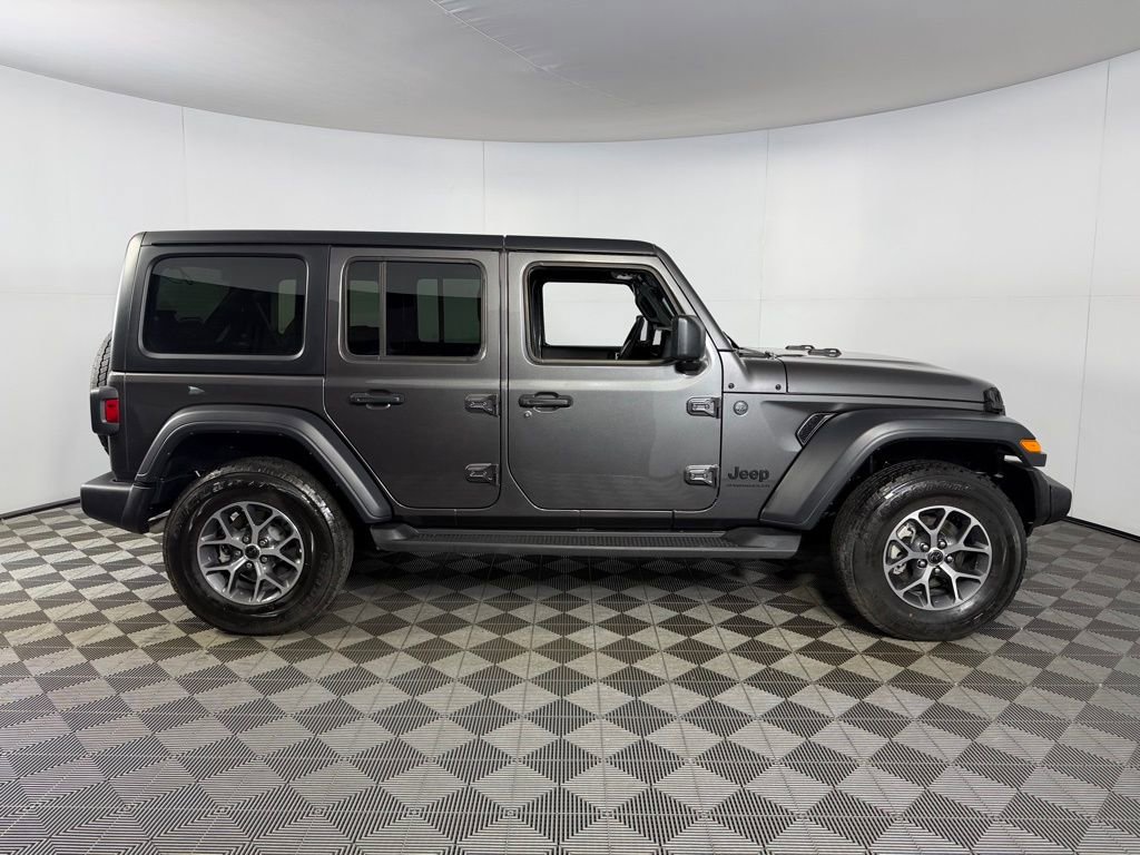 Used 2024 Jeep Wrangler Unlimited Sport AWD/4WD image 6