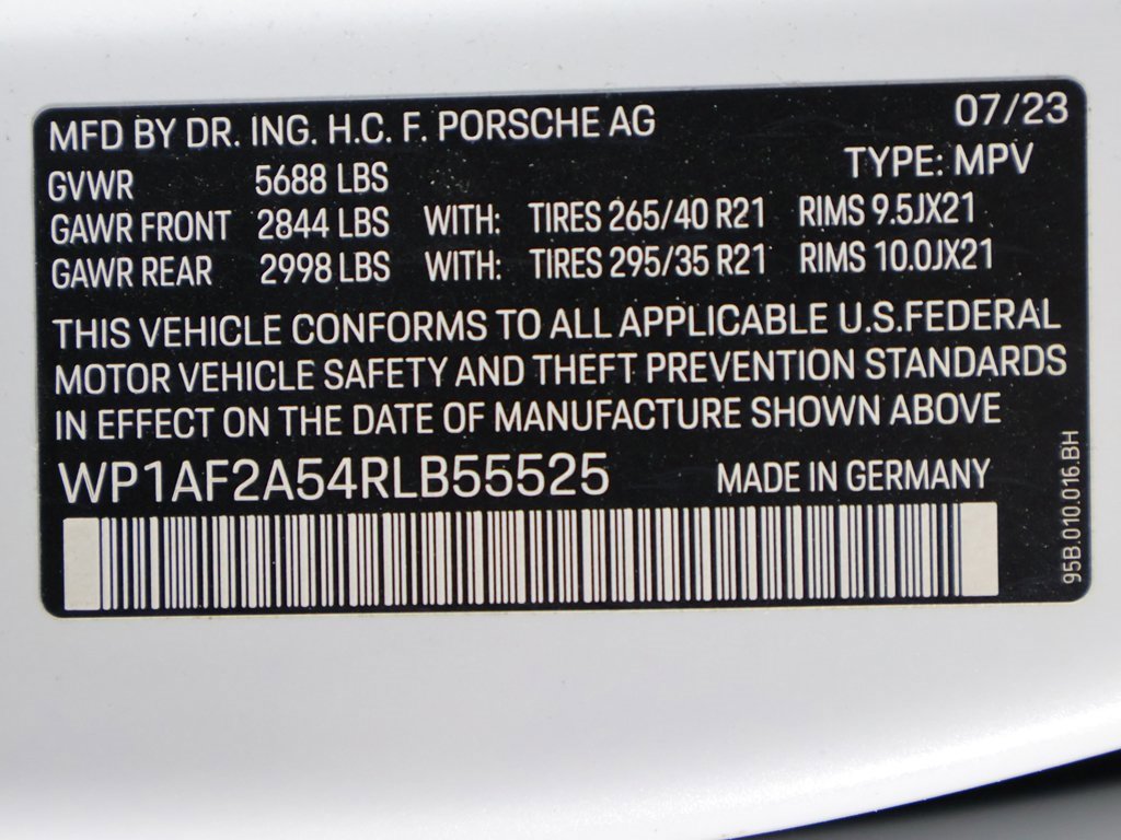 Used 2024 Porsche Macan GTS image 51