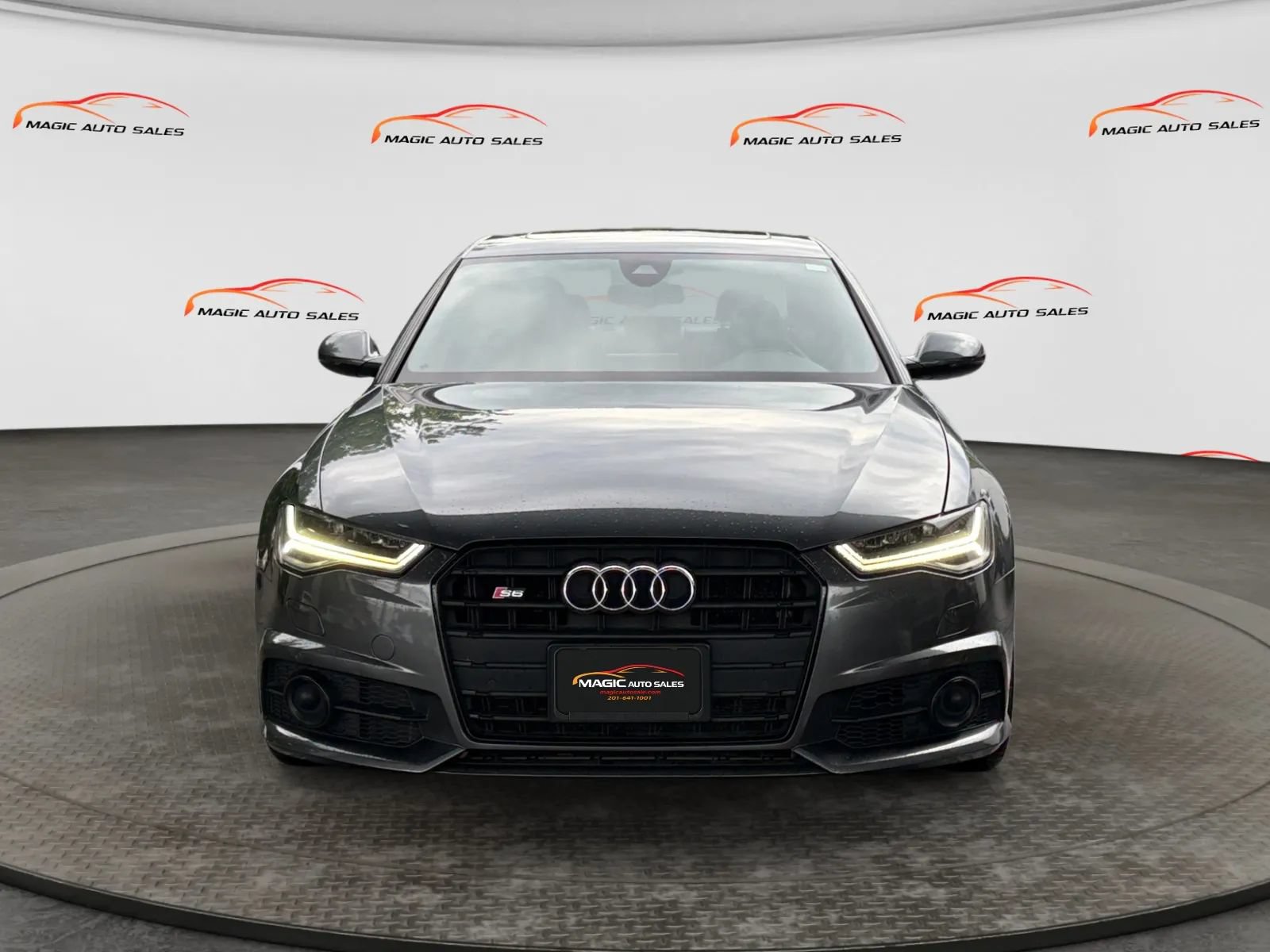 Used 2018 Audi S6 Premium Plus w/ S Sport Package AWD/4WD image 3