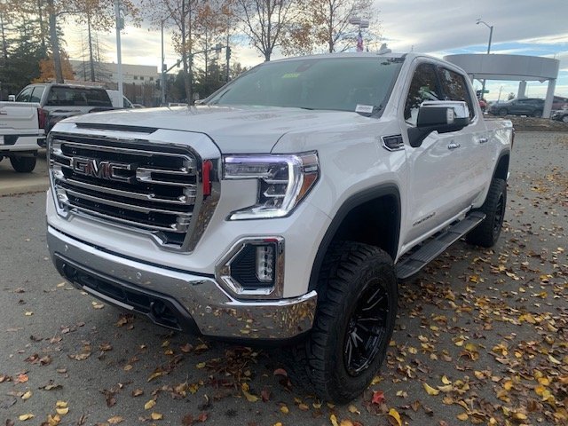 Used 2021 GMC Sierra 1500 SLT w/ SLT Premium Plus Package image 3