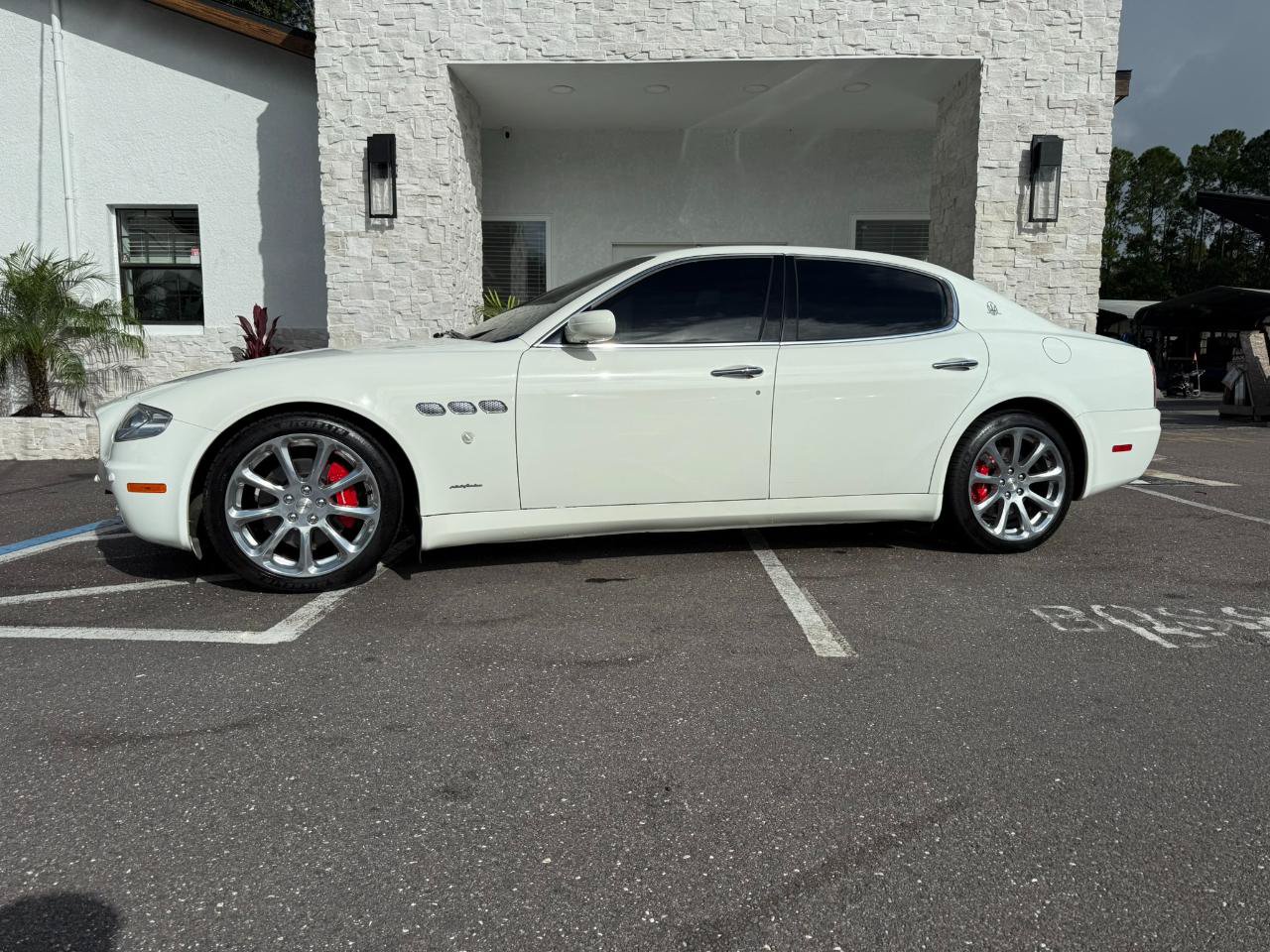 Used 2008 Maserati Quattroporte RWD image 2