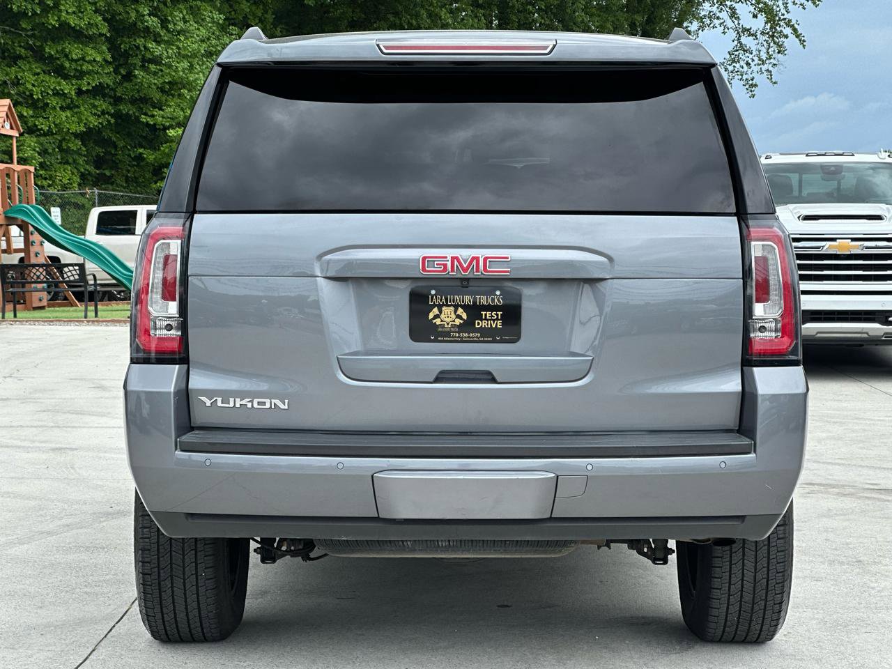 Used 2020 GMC Yukon SLE RWD image 6