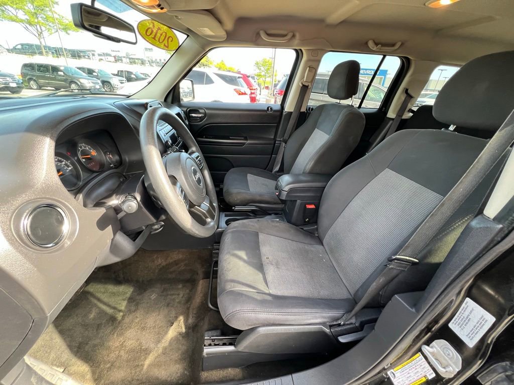Used 2016 Jeep Patriot Sport w/ Power Value Group FWD image 16