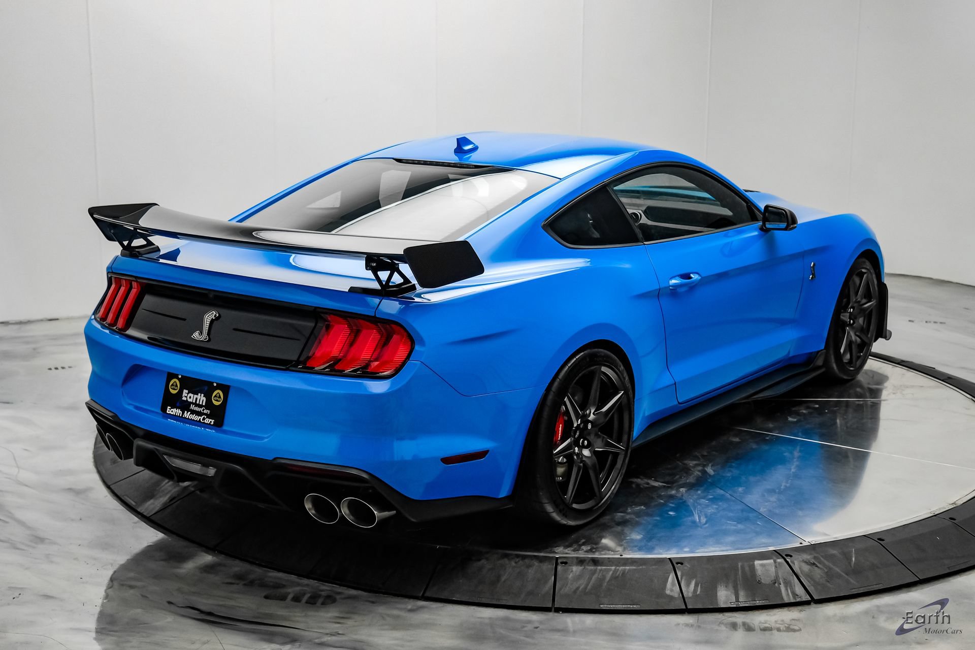 Used 2022 Ford Mustang Shelby GT500 w/ Carbon Fiber Track Pack RWD image 21