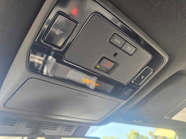 Certified 2025 Lexus TX 500h AWD w/ Technology Package image 35