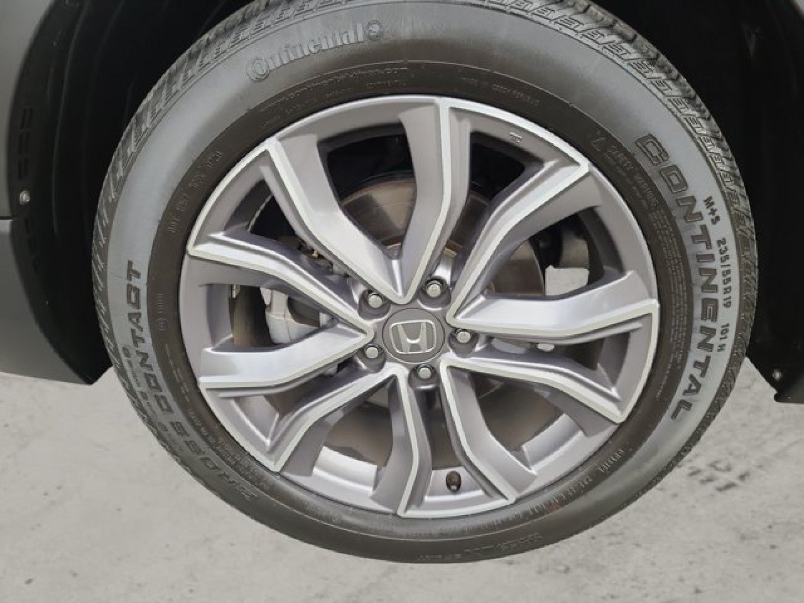 Used 2020 Honda CR-V Touring image 10