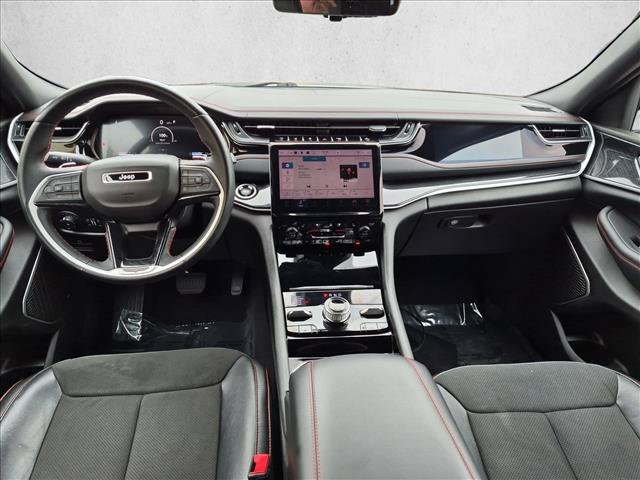 Used 2022 Jeep Grand Cherokee Trailhawk w/ Luxury Tech Group III AWD/4WD image 18