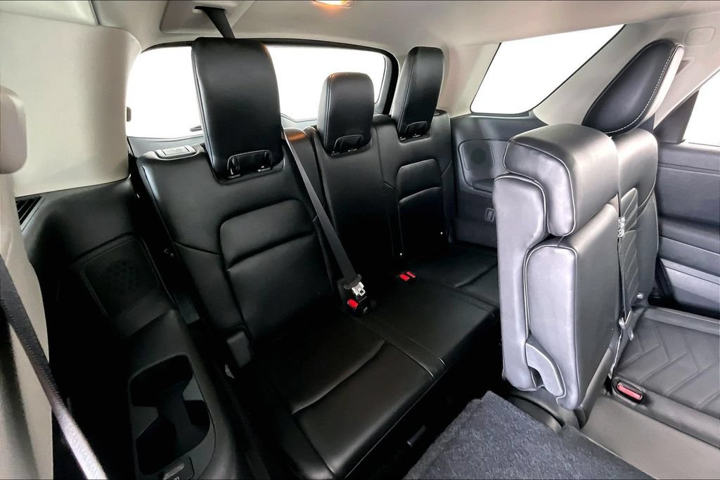 Used 2025 Nissan Pathfinder Platinum w/ Cargo Package FWD image 34