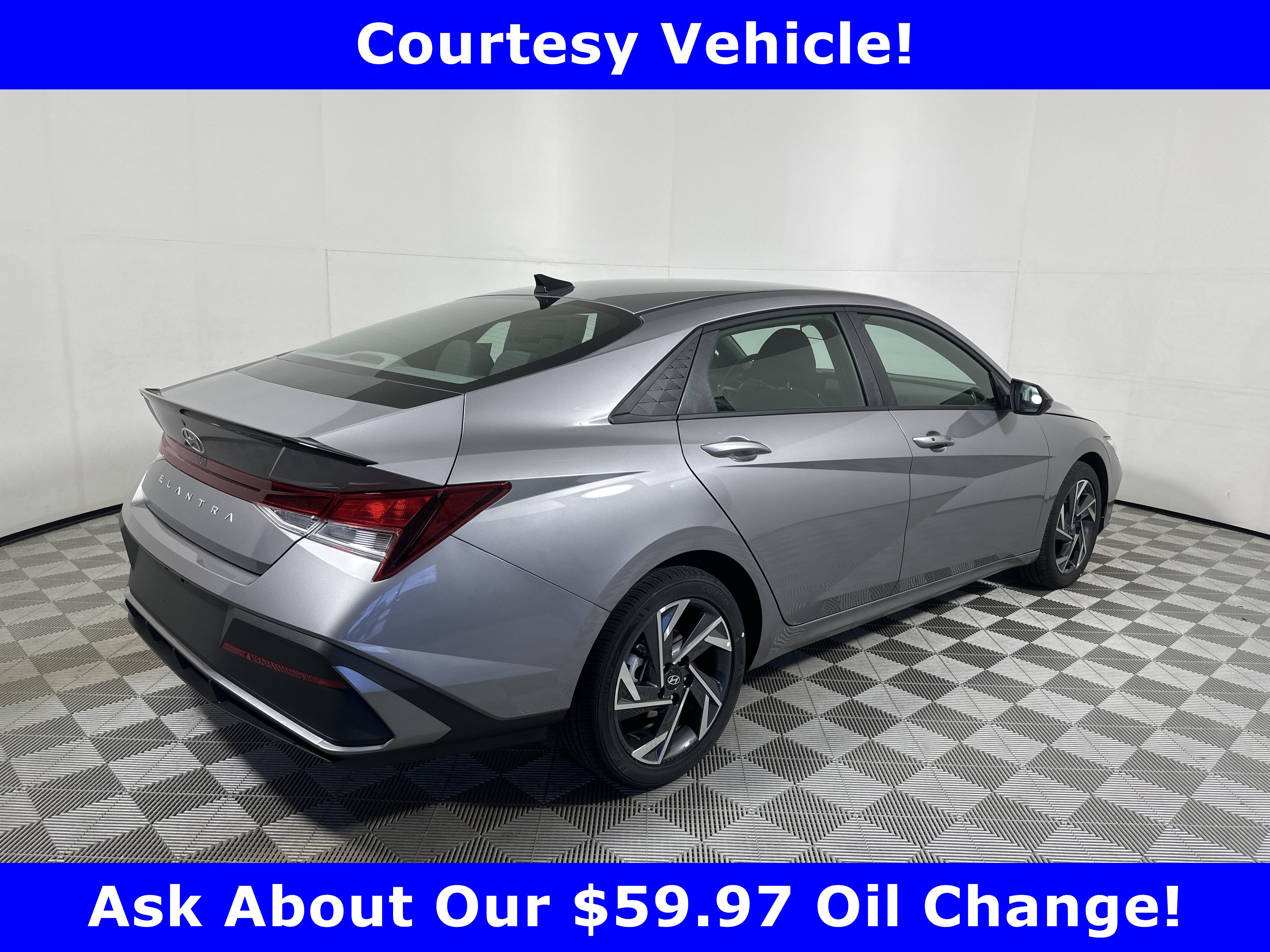 Used 2025 Hyundai Elantra Sport FWD image 7