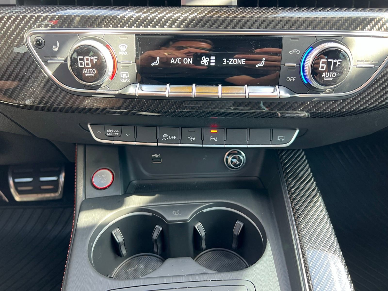 Used 2019 Audi RS 5 w/ Black Optic Carbon Package image 49