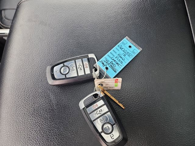 Used 2018 Ford F150 Lariat w/ Equipment Group 502A Luxury image 31