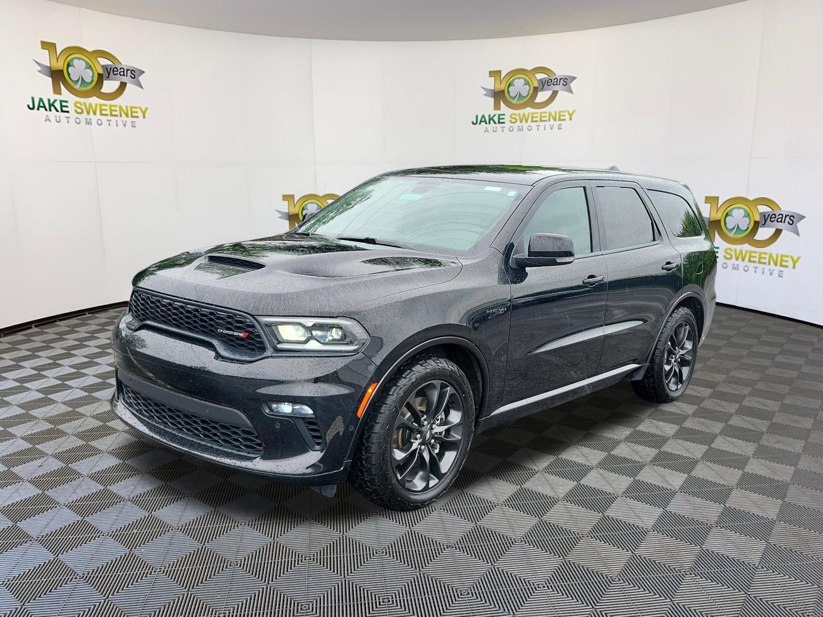 Used 2022 Dodge Durango R/T w/ Blacktop Package AWD/4WD image 3