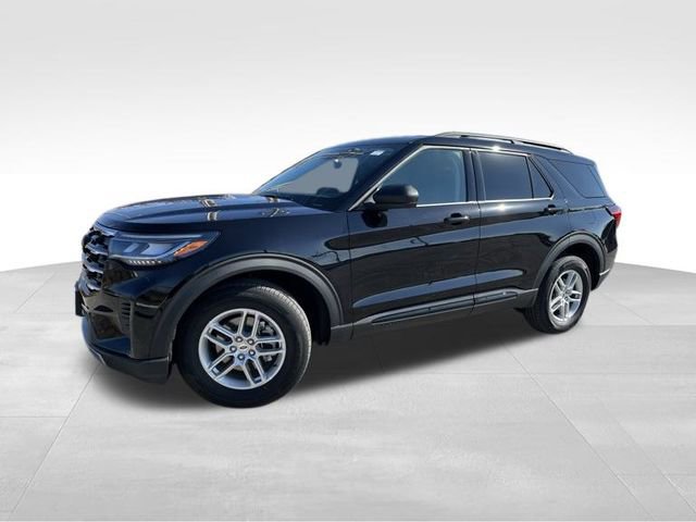 Used 2025 Ford Explorer Active image 2
