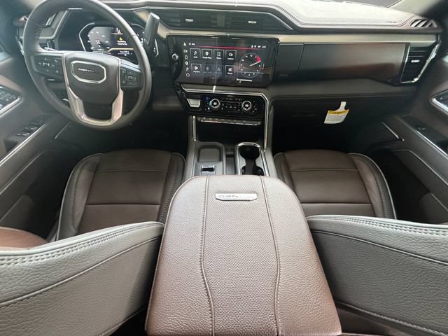 Used 2025 GMC Sierra 2500 Denali w/ Denali Reserve Package AWD/4WD image 25