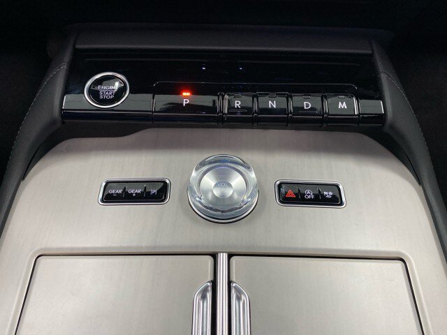 New 2026 Lincoln Navigator Reserve w/ Jet Appearance Package AWD/4WD image 28