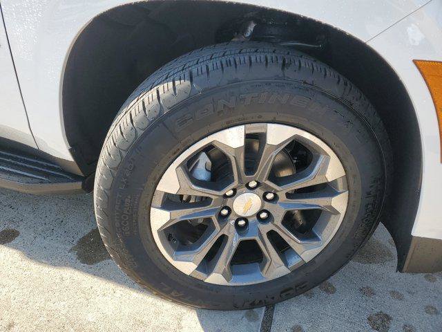 New 2026 Chevrolet Suburban LS w/ LPO, Dark Essentials Package image 8