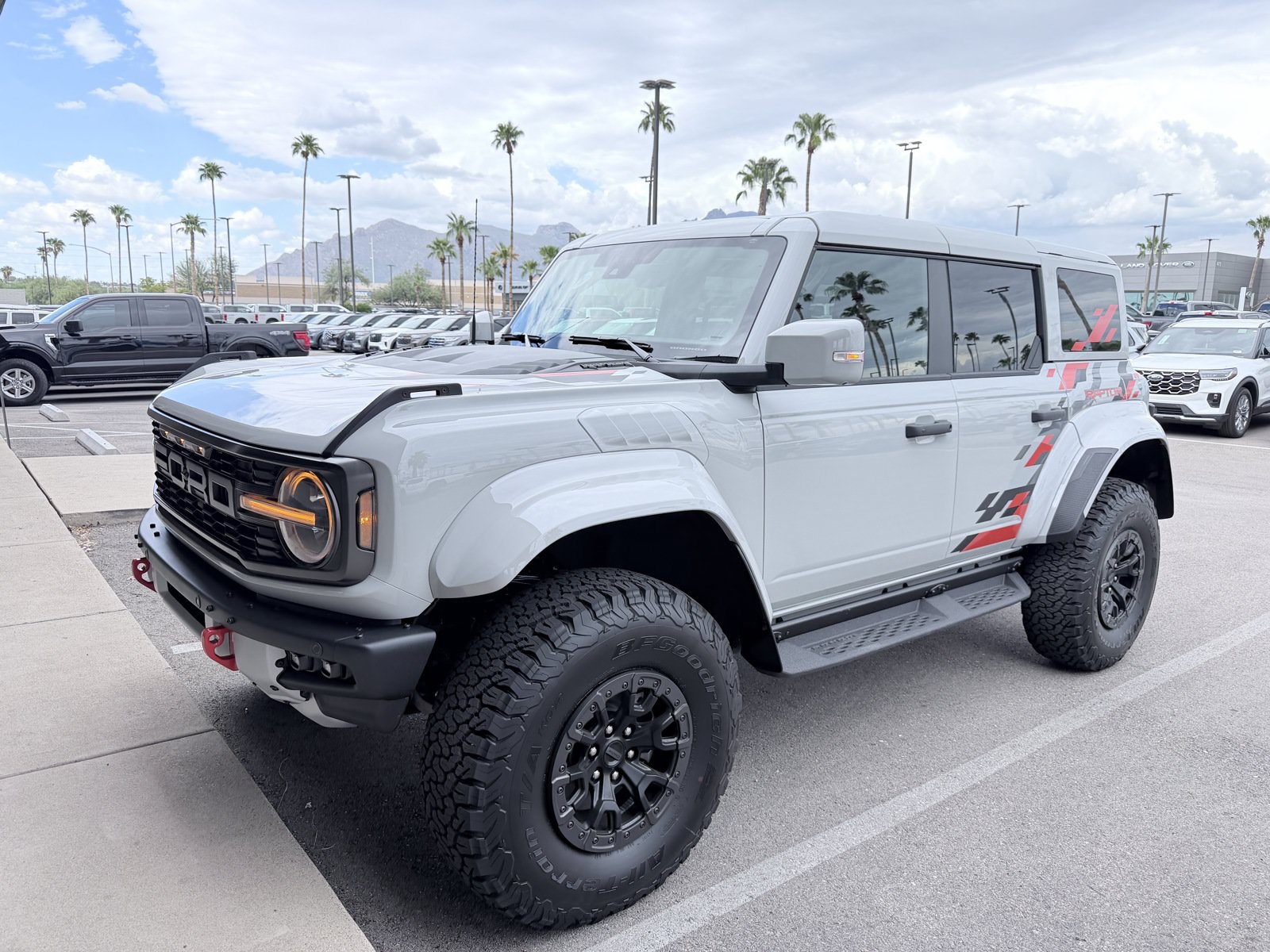 Used 2026 Ford Bronco Raptor AWD/4WD image 4