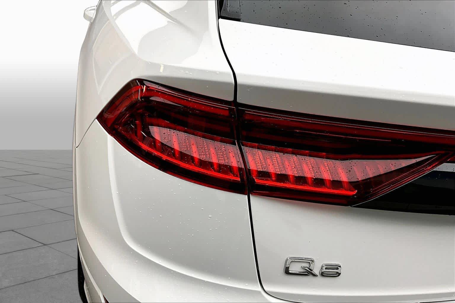 Used 2023 Audi Q8 Premium Plus AWD/4WD image 28
