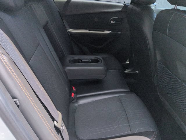 Used 2019 Chevrolet Trax LT w/ LT Convenience Package FWD image 27